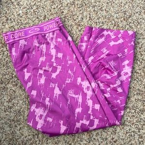 Capri length athletic leggings